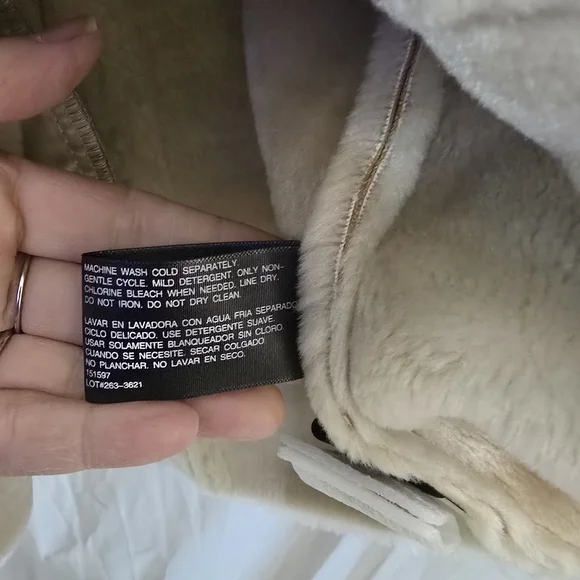 A.N.A Women's Tan Coat Size XL Never Worn - Picture 4 of 9